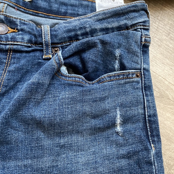 Womens Levi jeans - Picture 8 of 10